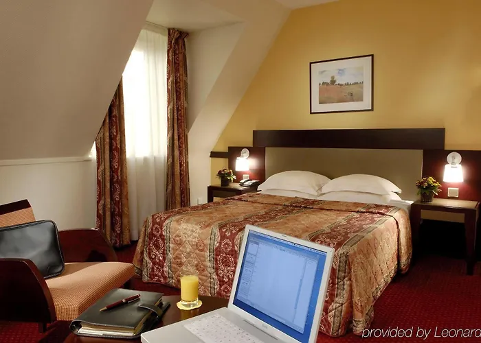 Alliance - Couvent Des Minimes 4* ليل