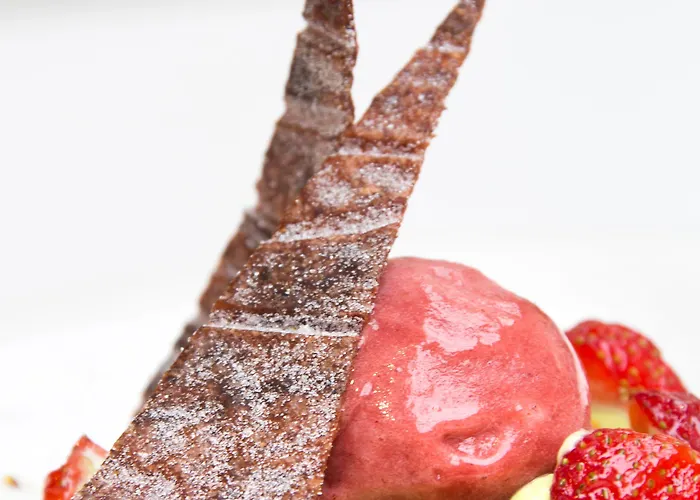 Alliance - Couvent Des Minimes מלון 4*